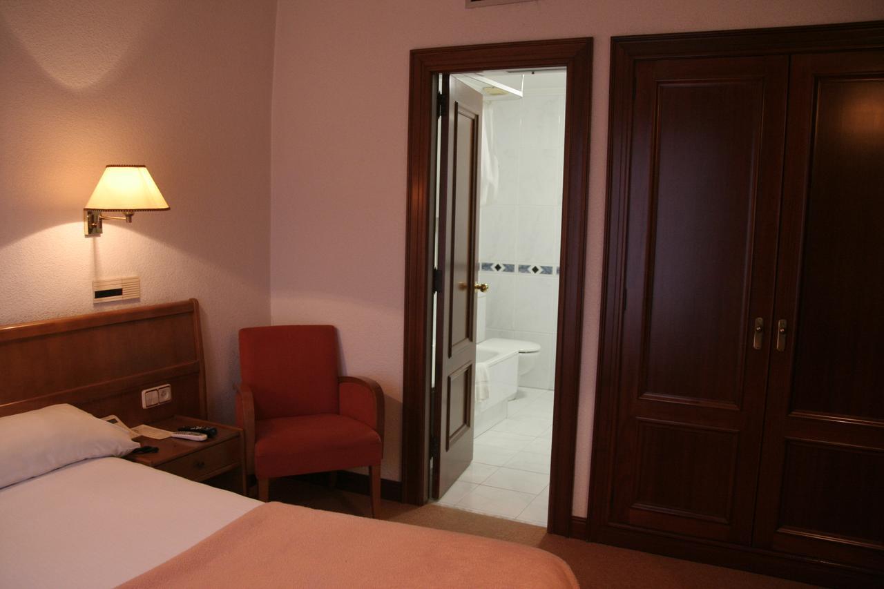 Hostal Gran Via Vigo Eksteriør bilde