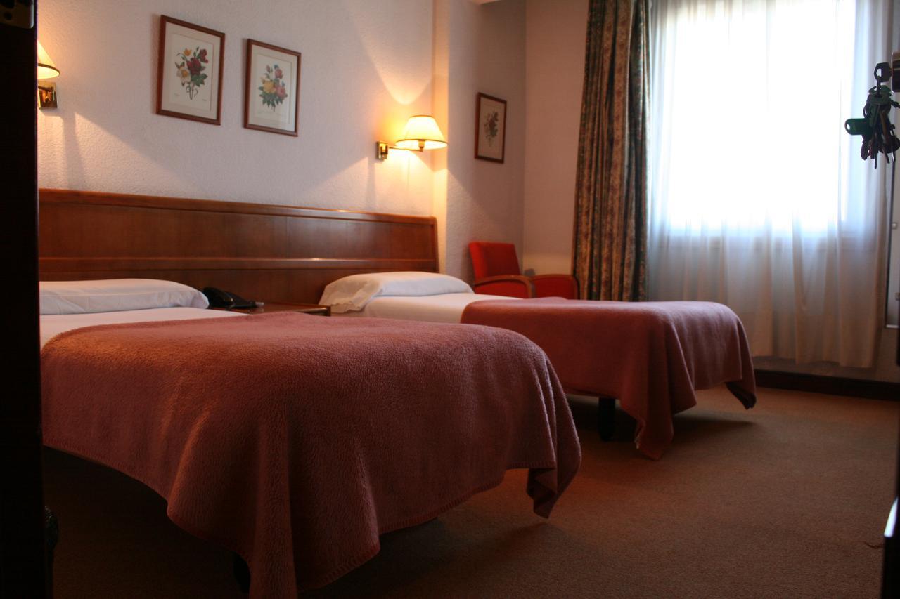 Hostal Gran Via Vigo Eksteriør bilde